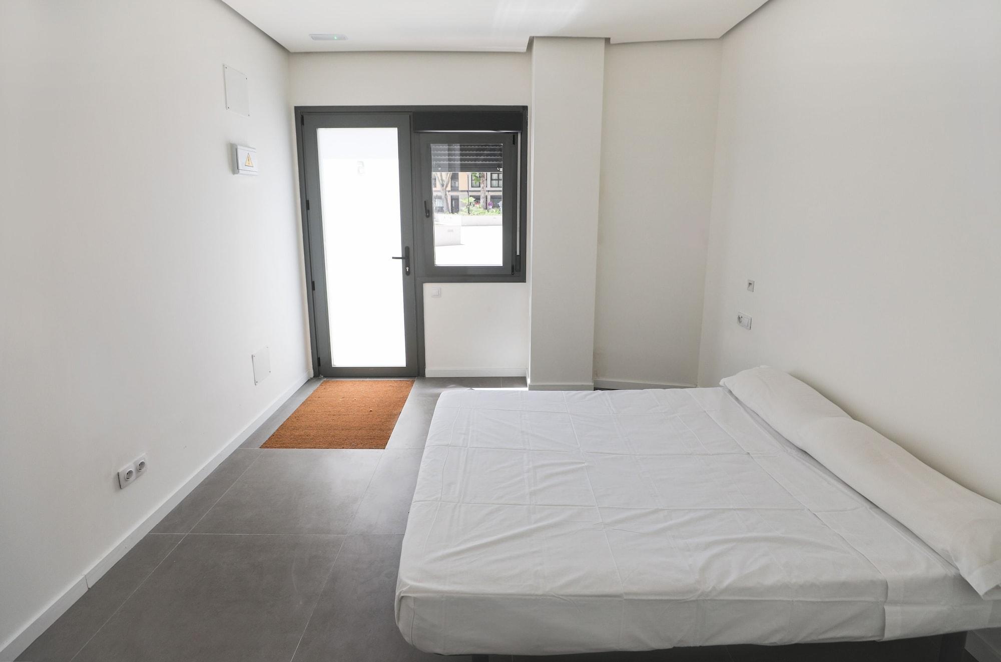 Hostel Myd La Latina Мадрид Екстериор снимка